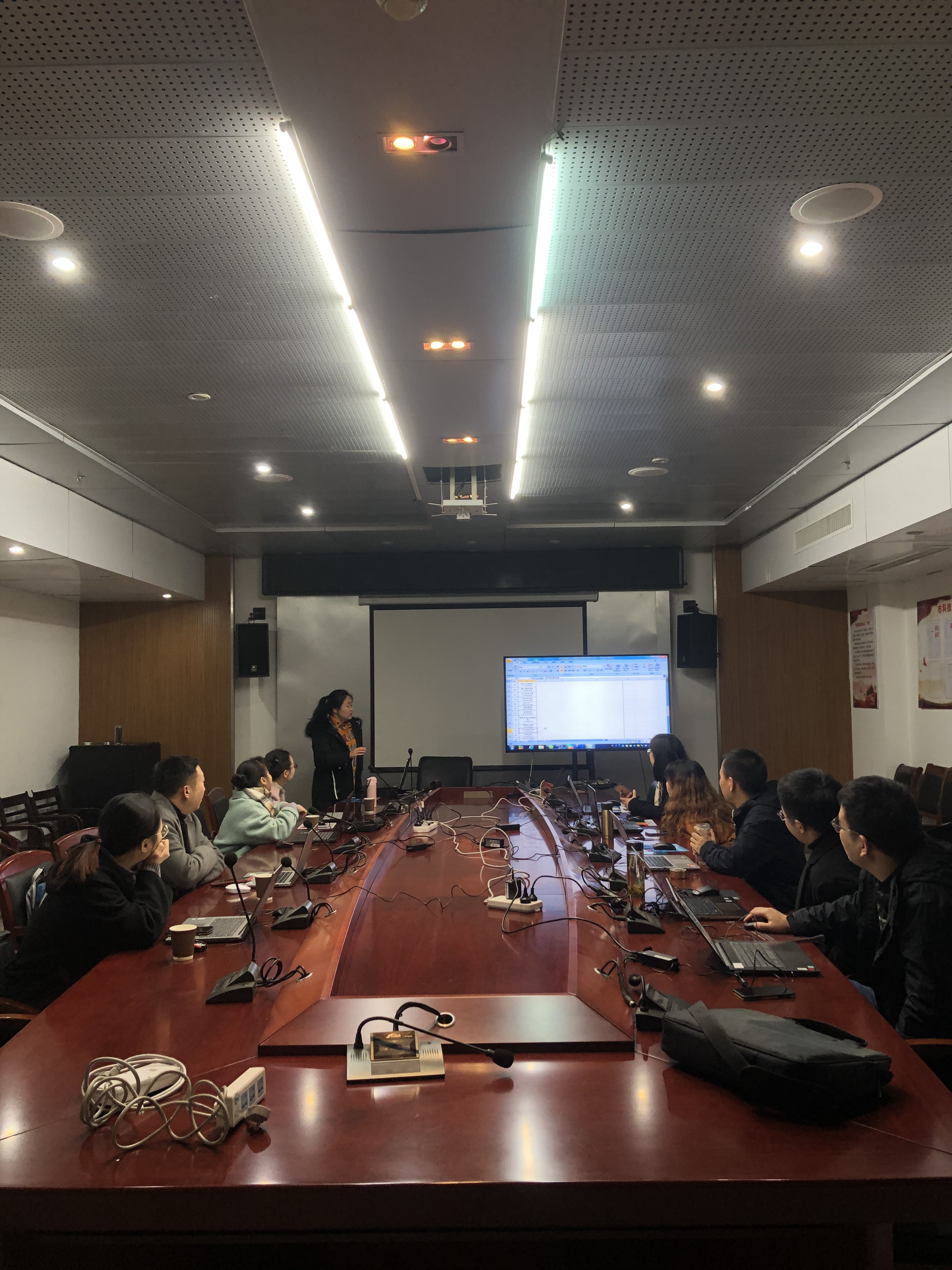 广德市召开“两化”乡镇政府集中办公会
